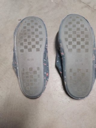 Pantofole donna Esmara grigie con fantasia.