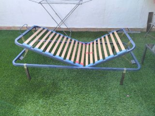 Somier reclinable metálico y de madera