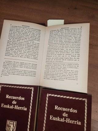 Recuerdos de Euskal Herria. Editorial Amaia