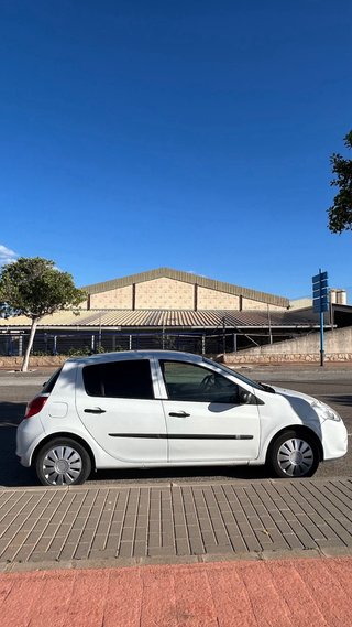 Renault clio Clio 1.5 DCI 2012