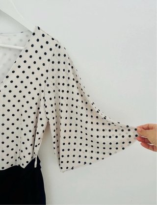 Mono elegante negro y blanco