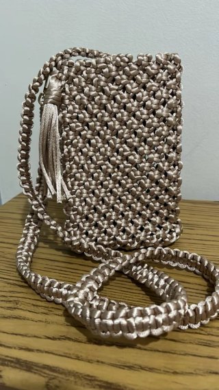 Porta telemóvel macramé com franjas ou sem.