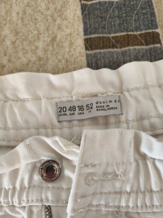 Pantalón corto blanco