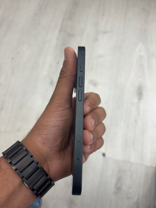 iPhone 14 Negro/Azul Marino
