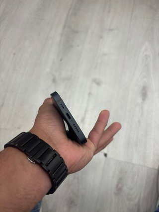 iPhone 14 Negro/Azul Marino