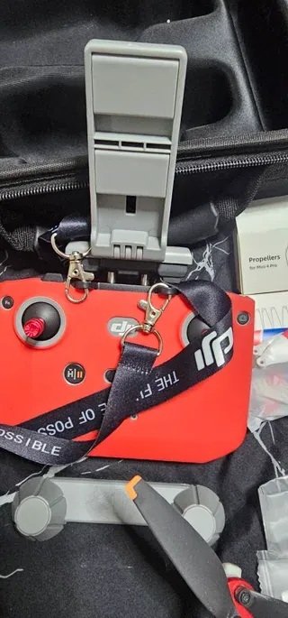 Pacchetto completo DJI Mini 4 Pro