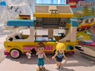 Lego Friends Caravana y Barca