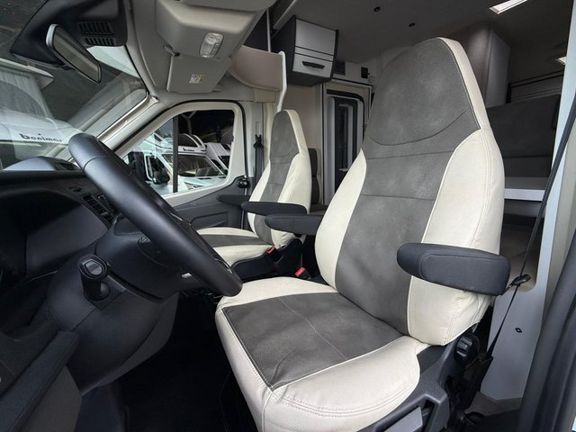 FORD TRANSIT MCLOUIS MC4 2024