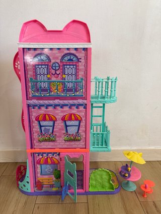 Casa Enchantimals con accesorios