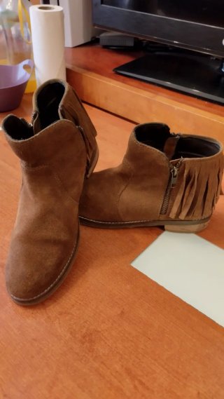 Botines ante flecos estilo Boho
