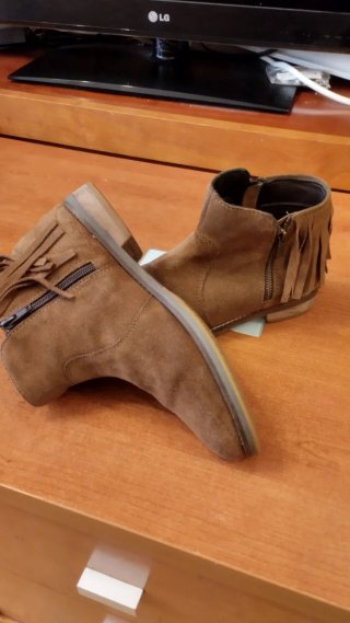 Botines ante flecos estilo Boho