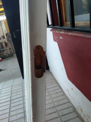 Puerta madera con cristal