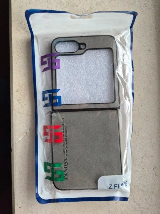 Capa Samsung Z Flip 6 normal e 7 FE