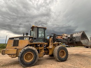 Pala cargadora CAT 1T28G