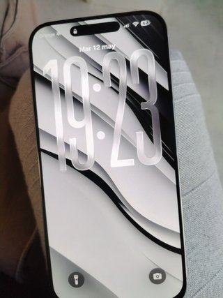 iPhone 16 Pro Max Blanco (Pantalla Compatible)