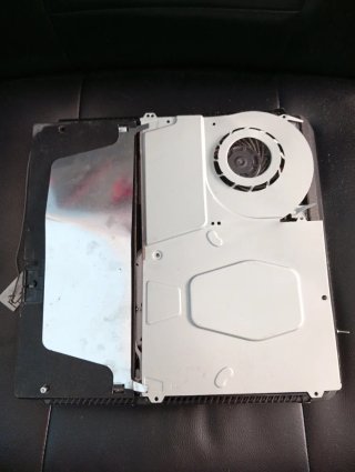 PlayStation 4 Slim