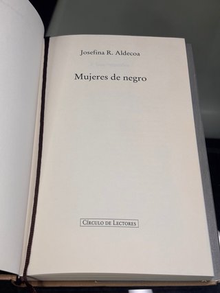 Mujeres de negro
