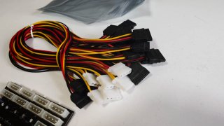 Placa de Distribución ATX + 8 x Cables Sata.