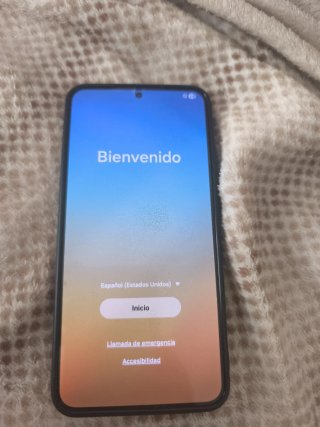 Samsung Galaxy S22+ más 2 carcasas