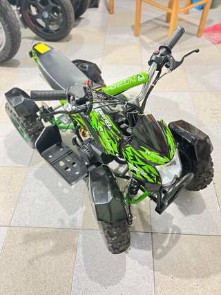 Quad a gasolina infantil