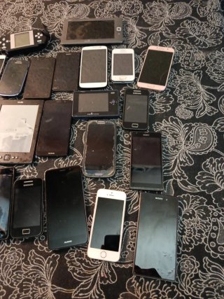 Lote Electrónica: Móviles, Tablet, E-reader