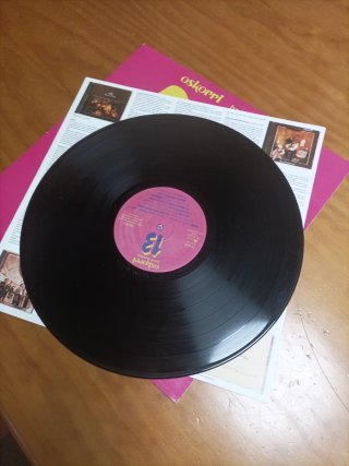 Vinilo Oskorri - Badok Hamairu (1992)