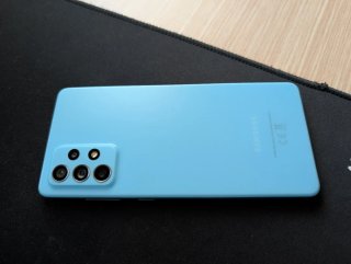 Samsung Galaxy A72 Azul.