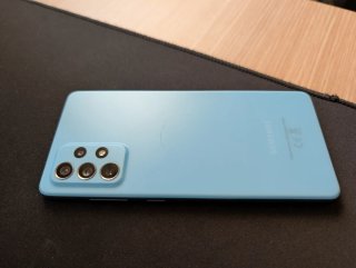 Samsung Galaxy A72 Azul.