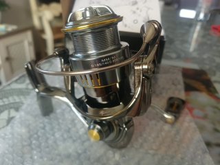 Carretede 2.500s "NUEVO" de spining Shimano, Daiwa
