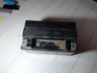 Batería Moto Solone YTX7A-BS 12V 6Ah