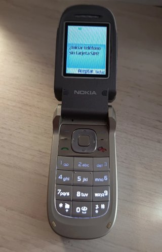 Teléfono Móvil Nokia Gris/Plateado Antiguo