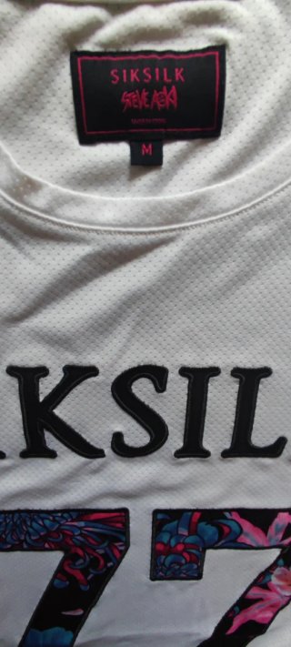 Camiseta SikSilk Talla M Estampado Floral