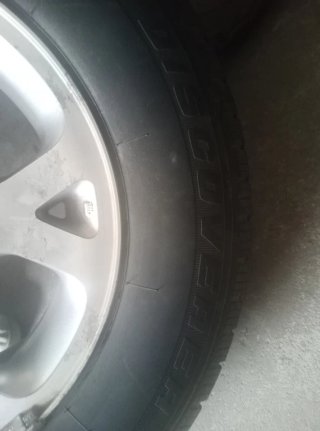 Neumático 225/75R16