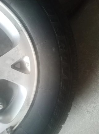Neumático 225/75R16