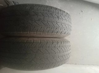 Neumático 225/75R16