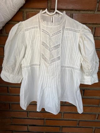 Blusa Zara lunares lazo talla S