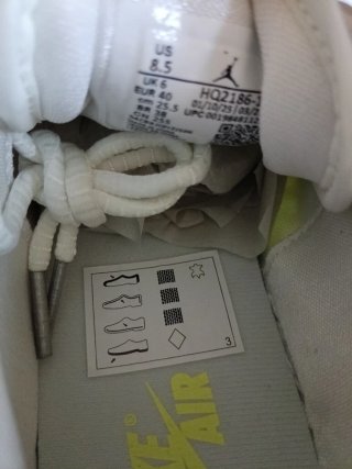 Air Jordan 1 Low V3 Talla 40