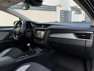 Toyota Avensis 2016