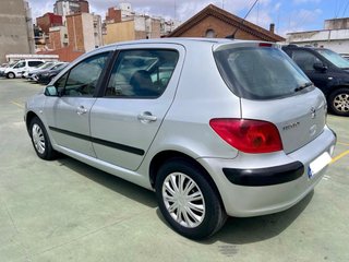 Peugeot 307 2004