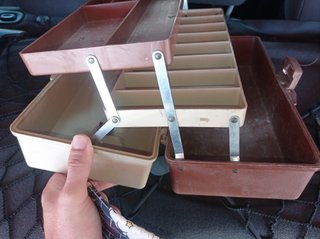 Caja de herramientas HECO antigua