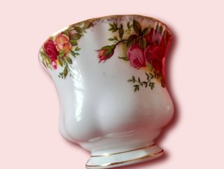Set Taza y Platillo Royal Albert Old Country Roses