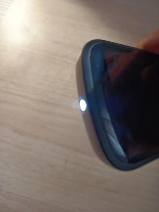 Teléfono Qilive Senior Negro "NO CARGADOR"
