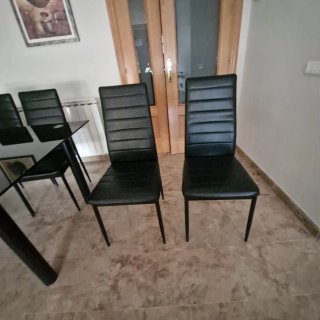 Mesa Comedor Cristal + 4 Sillas Patas Aluminio