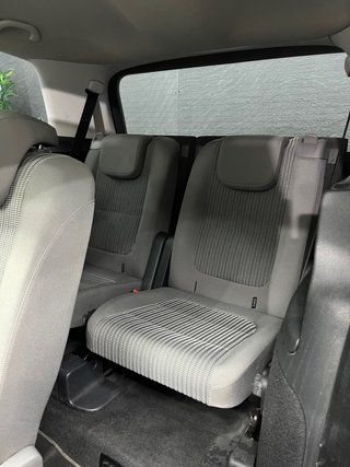SEAT Alhambra 2016