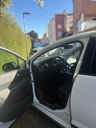 Peugeot 3008 2016