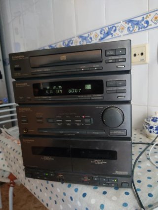 Equipo de música Pioneer CD/Sintonizador/Casetera