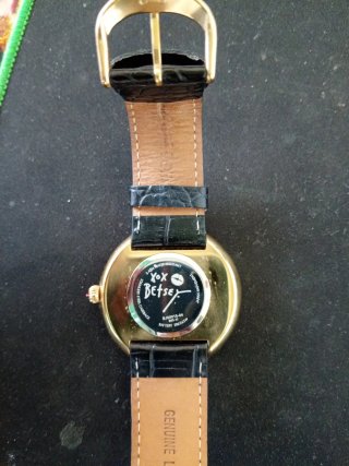 Orologio Betsey Johnson oro e nero