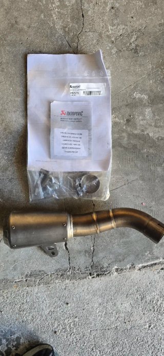 Akrapovic Slip-On Open Yamaha YZF R25 R3 MT-03 20
