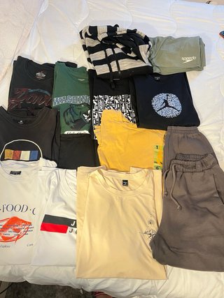 Lote de ropa hombre y mujer. 9k de ropa.