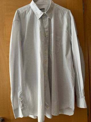 2 Camisas 10 euros. Dustin y Emidio Tucci.